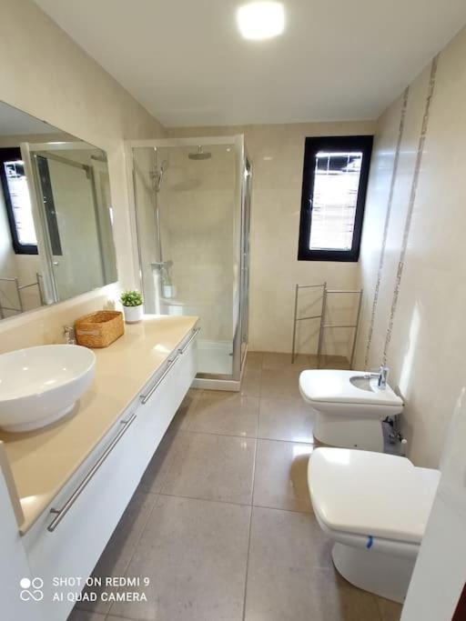 Villa Gehidy Тегисе Экстерьер фото