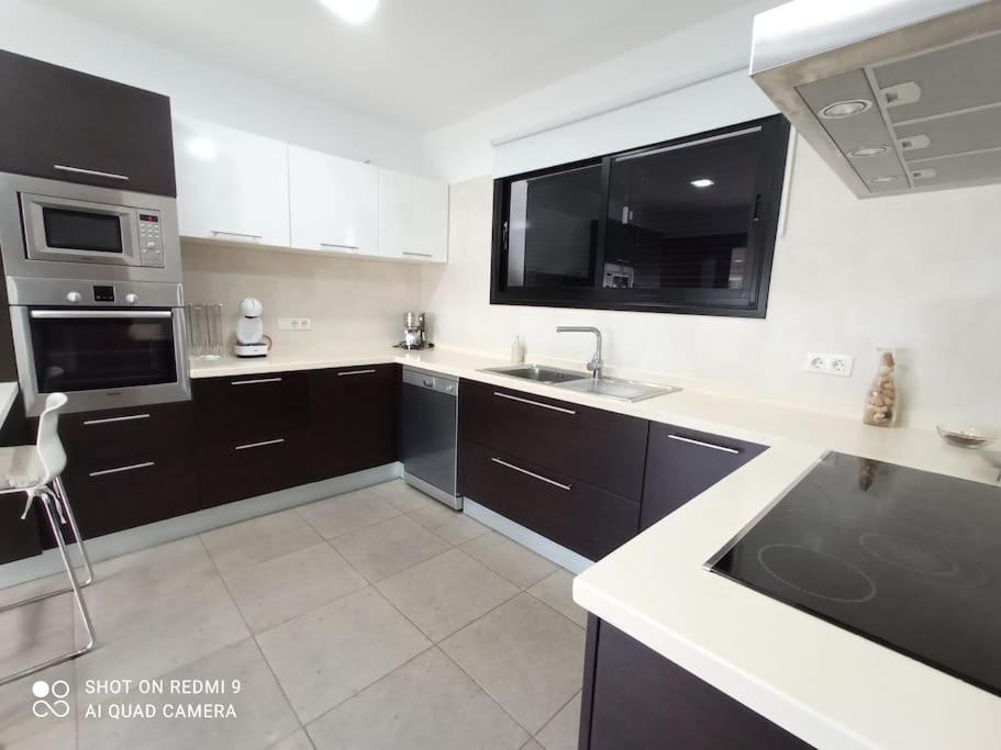 Villa Gehidy Тегисе Экстерьер фото