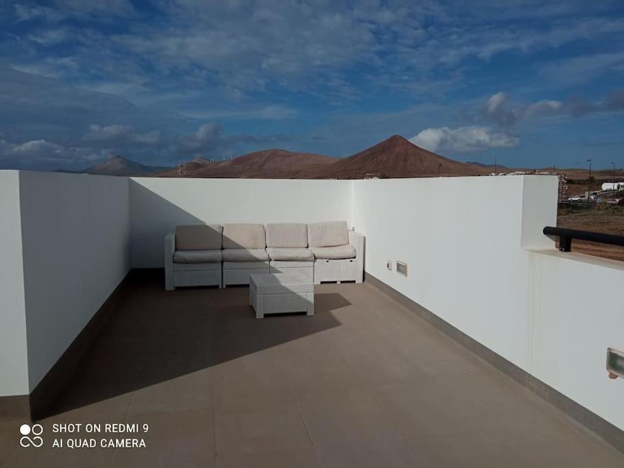 Villa Gehidy Тегисе Экстерьер фото