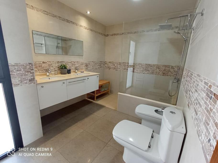 Villa Gehidy Тегисе Экстерьер фото